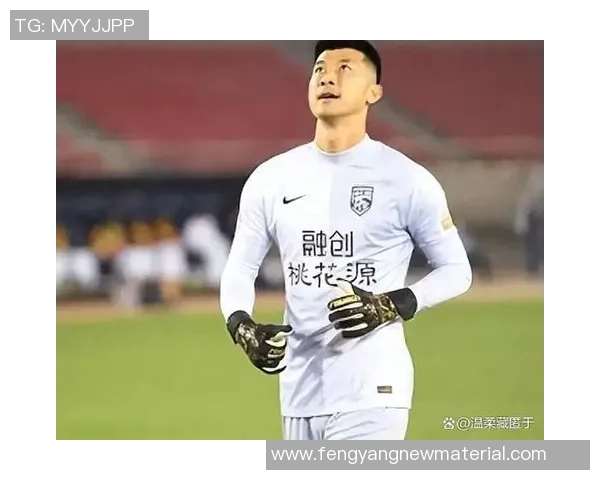 中国足球明星队长的荣耀与挑战：带领球队走向世界舞台的征程