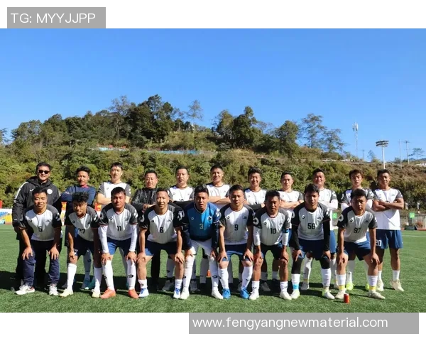 足球明星如何从青涩少年成长为顶级球员的成功之路揭秘